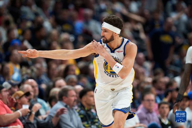 法尔14分14板7帽布莱克尼30分 肯帝亚不敌新疆